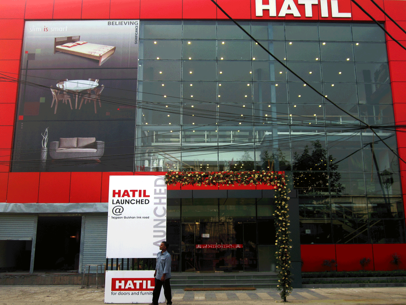 HATIL-Furniture-at-Tejgoan,-Dhaka